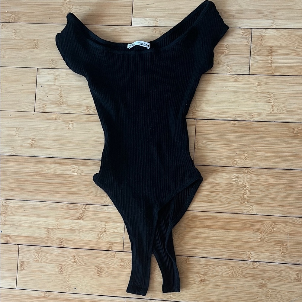 Zara Black Ribbed Bodysuit